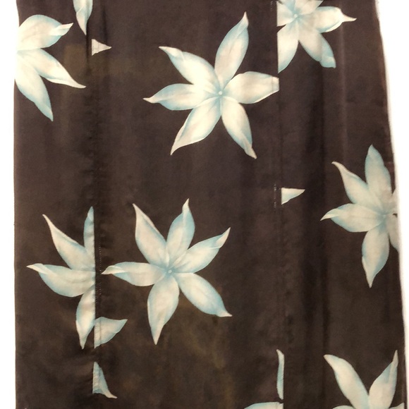 Anne Klein Dark Brown Silk Flowy Skirt w/Lillies - Picture 5 of 15